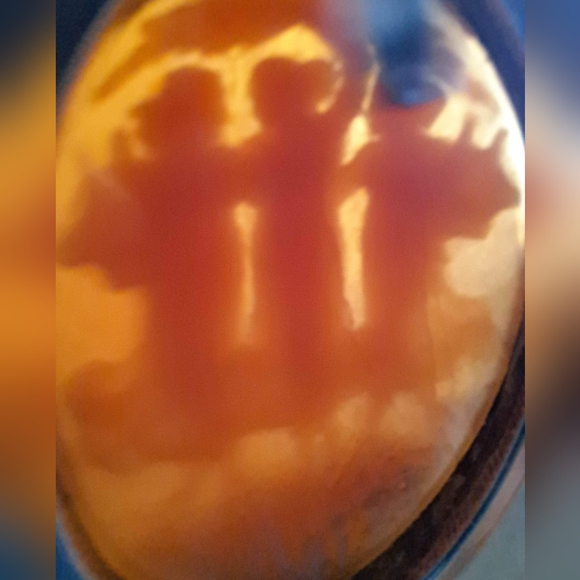 Three Grace's cameo - Picture 2 of 3